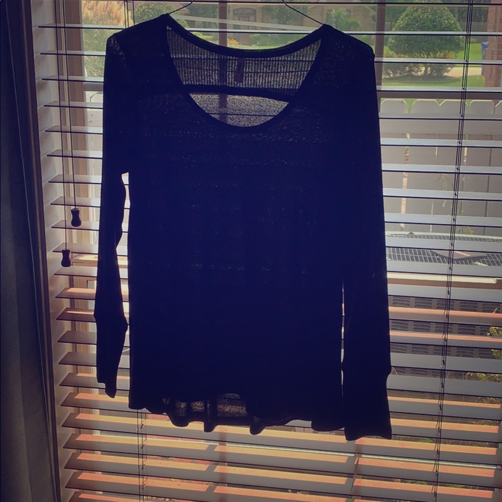 Long sleeve thin sweater